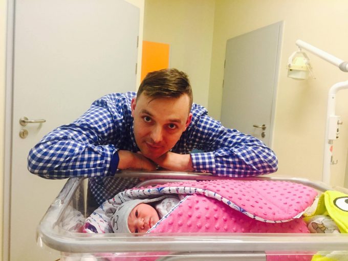 Mr Sebii ma córkę! Poznajcie uroczą Amandę! (2)