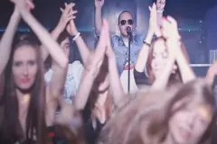 Premiera klipu: Tomo podaje ,,Taką sytuację"