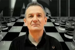 Making off: Manil nie sam, lecz z ,,Wódką"