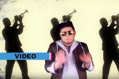 Premiera: Julius - Ala