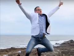 Premiera muzyczna: Golden Boy - Foczka