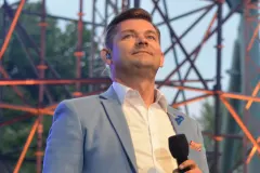 Przyszedł z bronią na koncert Zenka