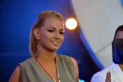Nikola wraca na scenę