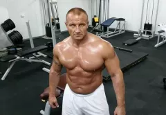 Mariusz Pudzianowski dopinguje się disco polo