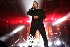 Radek z Weekend zmieni śpiewanie na perkusję?