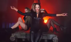 Gorący klip nadciąga! W najnowszej produkcji Claudi pokaże pazur! | VIDEO