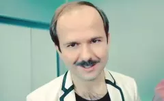 Sławomir całował się ze sławną aktorką! Co na to jego żona?!