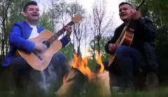 Grupa Lider i Akcent w premierowej produkcji! Zobaczcie nowość pt. "Moja gitara" | VIDEO