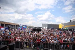 Huczne urodziny Centrum Handlowego MARYWILSKA 44.  Wspaniała publiczność i największe gwiazdy disco polo.