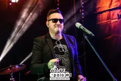 Gwiazdor disco polo idzie do polityki? Wokalista otrzymał propozycję od największych partii 