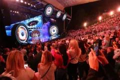 Gwiazdy disco polo pokazały się w wyjątkowych stylizacjach na telewizyjnej imprezie TVP2 w Kielcach!