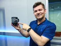 Firma Kurierska zniszczyła prezent Zenka Martyniuka (Akcent)!