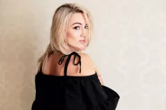 Wokalistka disco polo wraca do zdrowia! Kręgosłupa złamanego nie mam - dementuje plotki Justyna Lubas (Top Girls)