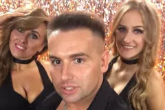 Gwiazdor disco polo zgarnia wszystko! 20 milionów na jego koncie!