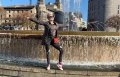 Magda Narożna wyjechała z kraju! Wokalistka Pięknych i Młodych świętuje z przyjaciółką!