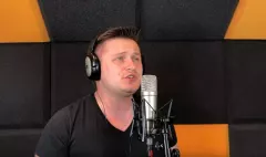 Szok! Uwielbiany wokalista zrezygnuje z branży disco polo? Co na to jego fani?!