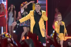 Jedną ze swoich wokalistek sześć razy wyrzucał z zespołu. Szczere wyznanie cesarza disco polo Sławomira Świerzyńskiego!