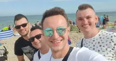 Wtargnęli na scenę jako niespodzianka! Artyści disco polo skradli całe show, było pięknie! 