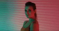 Gorąca propozycja od uroczej wokalistki disco polo! Lili zaskakuje nowością pt. "Bogini w mini"
