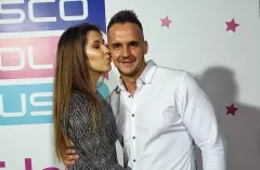 Intymne zdjęcie w sieci! Błogie chwile w życiu wokalisty disco polo! 