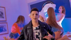 Artysta disco polo poszedł na całość! Skradnie tym uwagę internautów? Podbije listy przebojów?