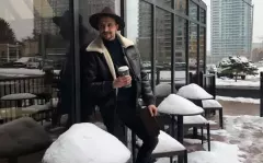 Popularny wokalista disco polo miał groźny wypadek! Kierowca nie zatrzymał się na czerwonym świetle!