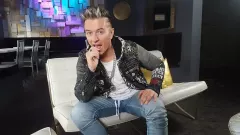 Wokalista disco polo chce dojść do siebie po rozstaniu z kobietą! Wciąż jednak wierzy w wielką miłość! 