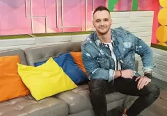 Znany wokalista disco polo chwali się nowym kabrioletem! Będziecie w szoku jak wygląda! 