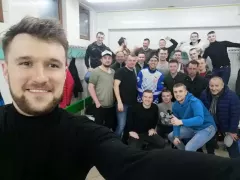 Niebywały transfer gwiazd disco polo! Miły Pan dołączył do zespołu, w którym gra Karol Defis!