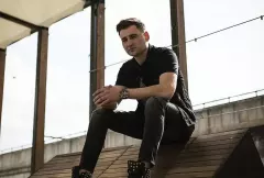 Gwiazdor disco polo rozpalił grilla. To co wydarzyło się potem daje do myślenia! VIDEO