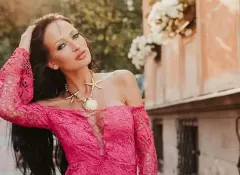 Bardzo mokry i mega ponętny śmigus dyngus siostry Godlewskiej. Gwiazda disco polo rozpaliła wyobraźnie! 