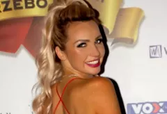 Wokalistka disco polo wyprzedaje swoje ubrania! W tym sukienki z wielkich gali!