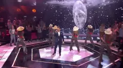Król disco polo - Zenon Martyniuk zaśpiewał w wyjątkowym miejscu! Zobaczcie VIDEO!