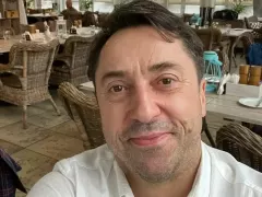 Marcin Miller w miłosnym uniesieniu! Gwiazdor disco polo podbija serca Polek!