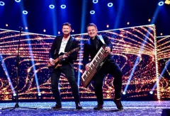 Nowość zespołu Classic! Oprawa muzyczna rodem z lat 90-tych robi ogromne wrażenie!