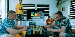 Piękne kobiety o boskich ciałach, drineczki i… „Serce jak słońce”! Fani disco polo już odliczają! 