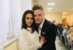 Wokalista zespołu Piękni i Młodzi świętuje 4 rocznicę ślubu! 