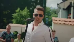 Jak Was nie kochać? To pytanie zadał swoim fanom lider formacji Power Play - wiemy dlaczego!