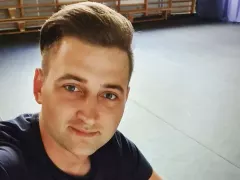 Powiało grozą! Gwiazdor disco polo w towarzystwie intrygującego chuligana! 