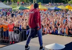 Polskie gwiazdy disco polo zachwyciły za granicą! Publika na Słowacji oszalała!