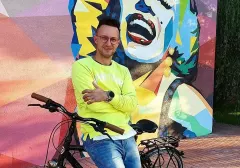 Wokalista disco polo zauroczył fanów zdjęciem z córką! Są podobni jak dwie krople wody!