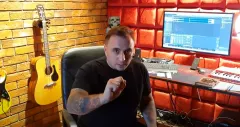 Czadoman publicznie wykonał test na Covid-19. Wynik nie pozostawia złudzeń. Artysta chciał odwiedzić mamę! 