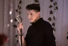 Wzruszająca premiera Marcina Kłosowskiego! To nie disco polo! Utwór ”Kiedy Cię znajdę„ chwyta za serce! 