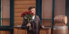Popularność najnowszego utworu Zenona Martyniuka rośnie z prędkością światła! Nowy hit grupy Akcent to strzał w dziesiątkę?!