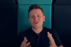 Arek Kopaczewski znów zachwyca: Nowa wersja hitu „Będziesz przy mnie„ zespołu Boys

