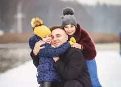 Gwiazdor disco polo zamiast użalać się nad losem woli cieszyć się z chwil z bliskimi!