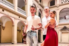 Avangarde Zaskakuje Nowym Hitem „Ja wierzę w miłość” - Idealny Utwór na Letnie Wieczory

