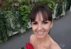 BARDZO głęboki dekolt Mamuśki disco polo! Tak będzie wyglądał jej nowy klip?