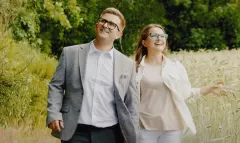 Bartosz Jagielski podbija sieć premierową produkcją pt. „Wakacyjny sen„! To nowy hit disco polo?!