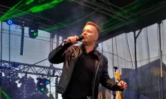 Bartosz Jagielski porwał publiczność podczas koncertu. Wokalista znów zaskoczył fanów disco polo!